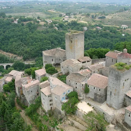 Chateau De *